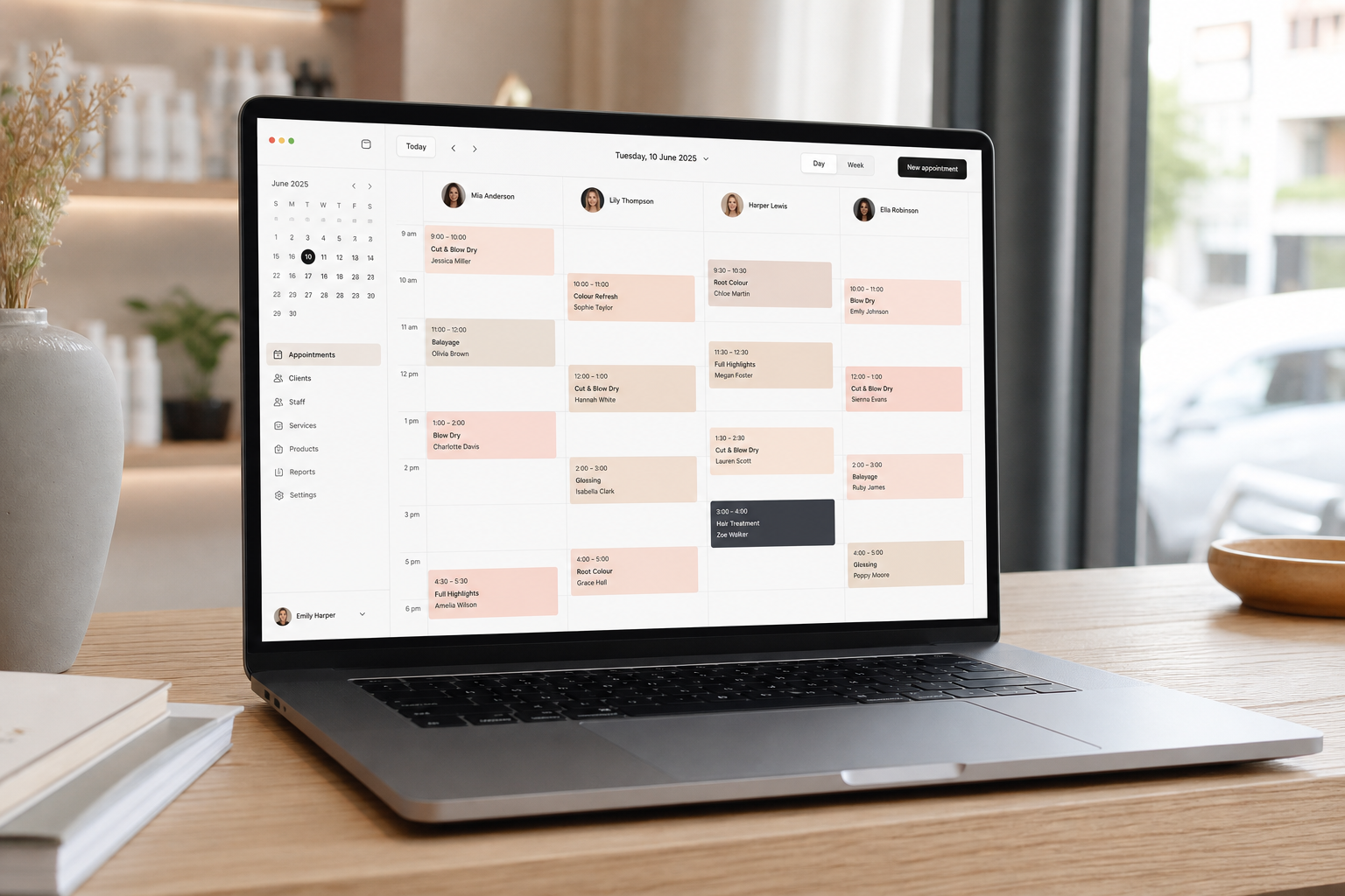 ML Booking calendar on a laptop